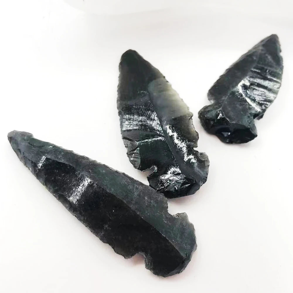 š® Natural Obsidian Arrowhead Gemstone ā Handcrafted Reiki Healing Crystal