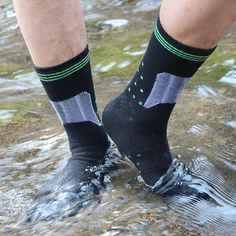 All-Weather Waterproof Outdoor Socks – Breathable, Thermal & Windproof for Hiking, Camping, Skiing & Winter Sports