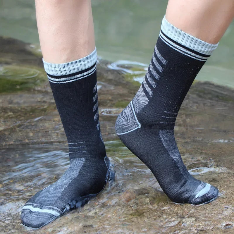All-Weather Waterproof Outdoor Socks – Breathable, Thermal & Windproof for Hiking, Camping, Skiing & Winter Sports