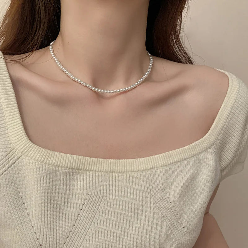 Timeless Elegance: Classic White Pearl Choker Necklace – Handmade Vintage Style