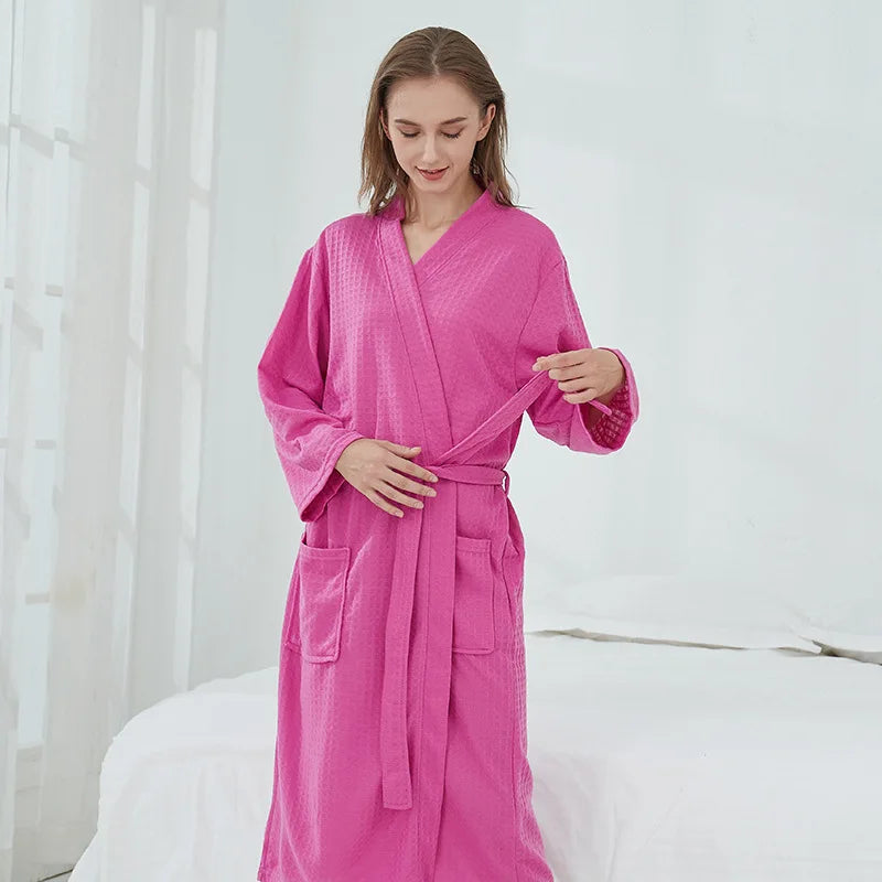 Unisex Waffle Bathrobe – Long, High-Quality Robe for Men & Women, Solid Black Plaid, Comfortable Loungewear or Nightwear
