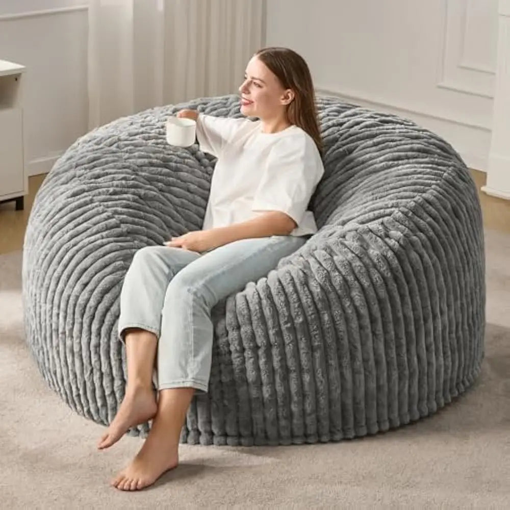 Ultimate Chill Spot: Oversized Ergonomic Bean Bag for Gaming & Lounging