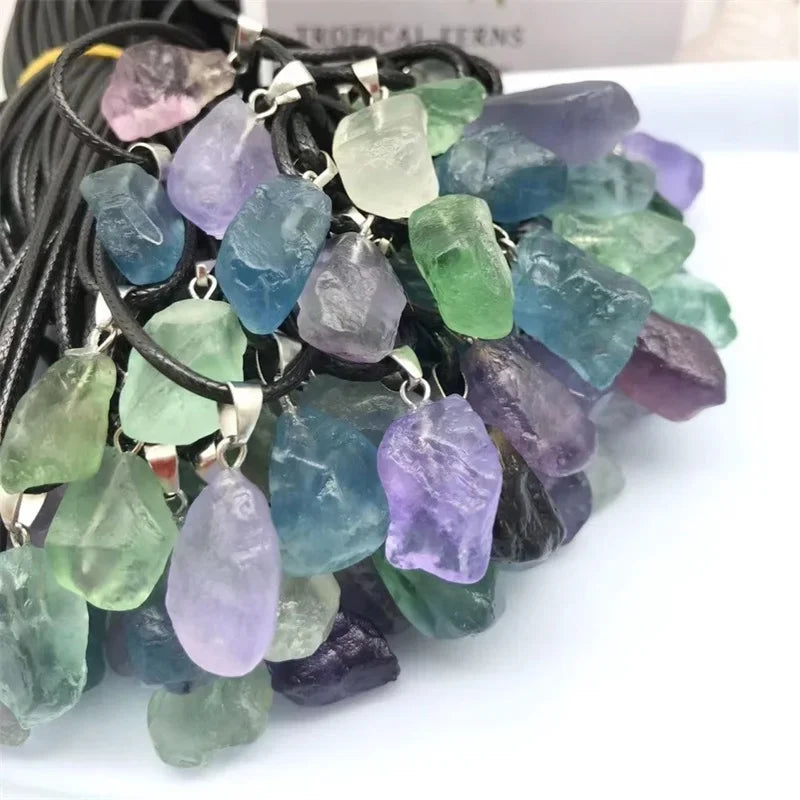10pcs Natural Irregular Raw Ore Fluorite Crystal Pendant Necklace Energy Stone Healing Amethysts Meditation Yoga Gift Wholesale