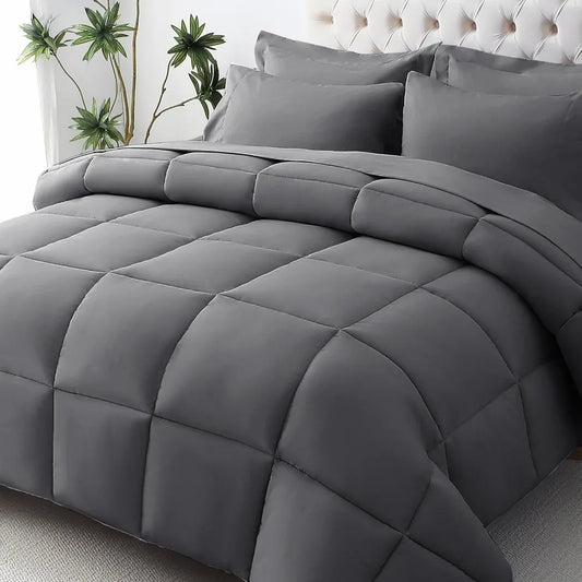 Luxurious Sleep: Ultra-Soft 7-Piece Queen Comforter Set with Goose Down Alternative