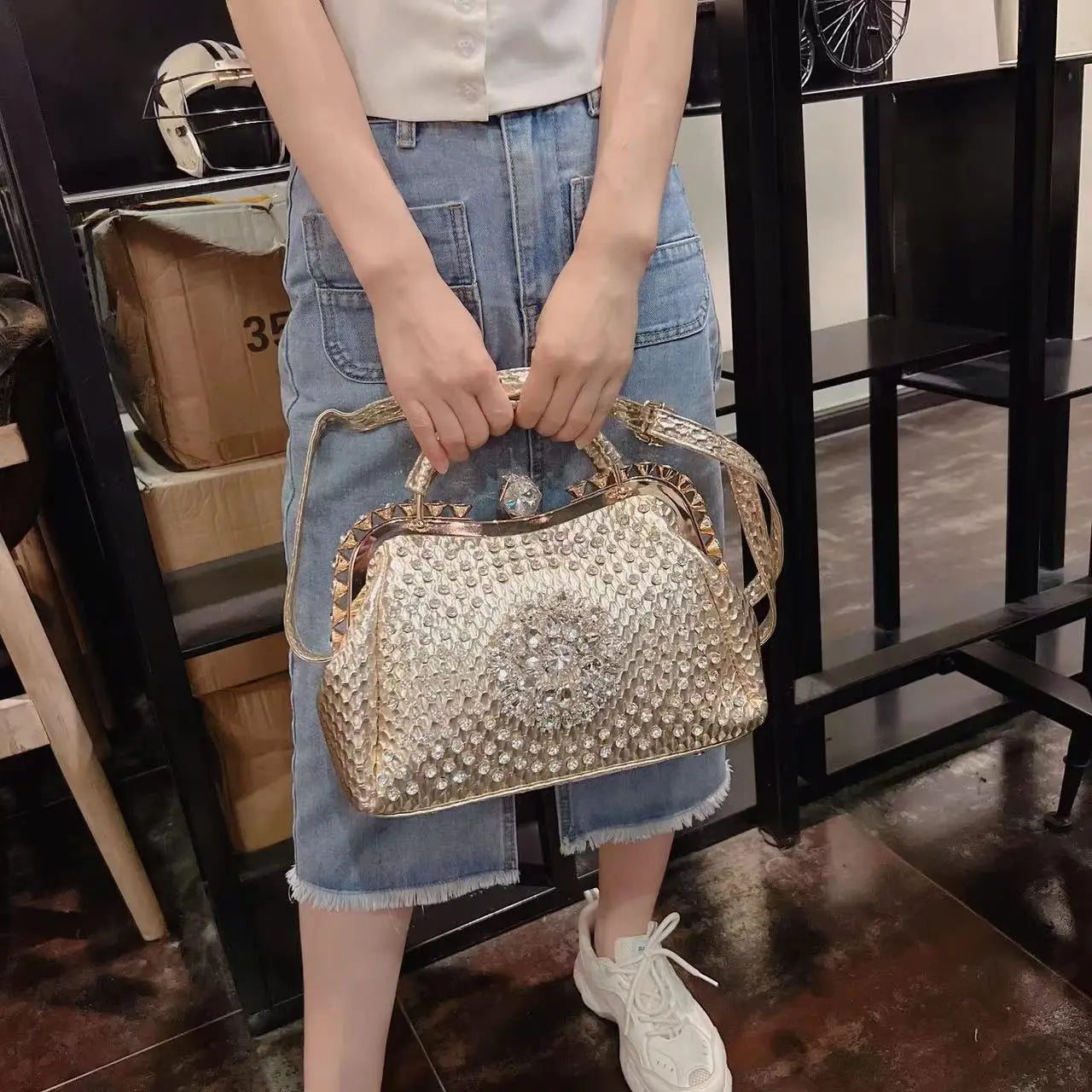 2024 New Luxury Fashion Diamonds Women's Handbags – Leather Design with Clip Rhinestone Details, Portable Tote Shoulder Messenger Bags