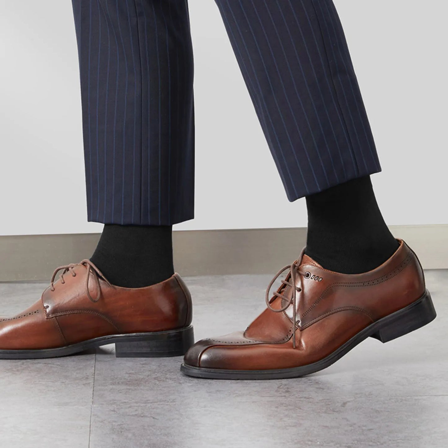 HSS Brand Men's Cotton Socks: New Black Business Style, Offering Soft, Breathable Comfort for Summer and Winter, Suitable for Men in Plus Sizes (6.5-14).