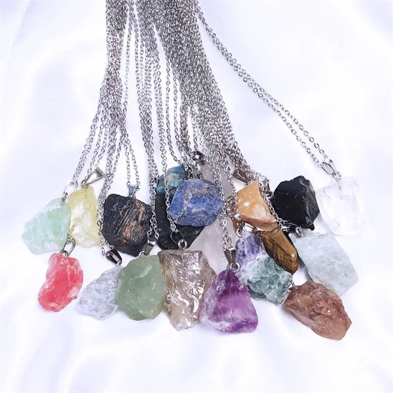 10pcs Natural Irregular Raw Ore Fluorite Crystal Pendant Necklace Energy Stone Healing Amethysts Meditation Yoga Gift Wholesale