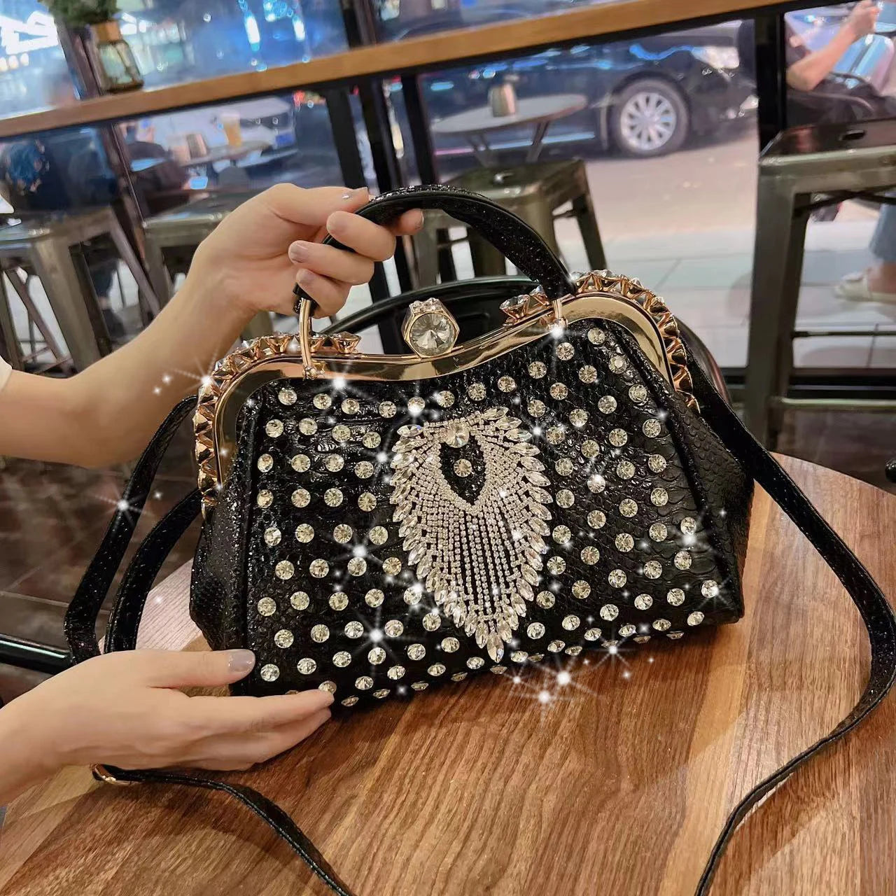 2024 New Luxury Fashion Diamonds Women's Handbags – Leather Design with Clip Rhinestone Details, Portable Tote Shoulder Messenger Bags