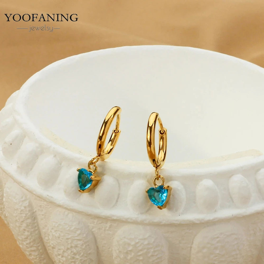 925 Sterling Silver Women's Earrings – Heart-Shaped Green Zircon Flower with Geometric Luxury Design