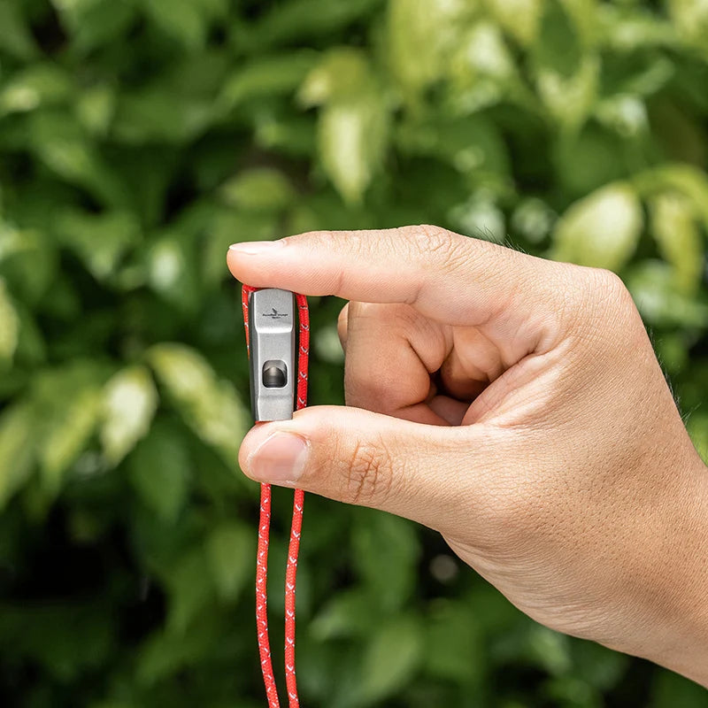 📣 Boundless Voyage Titanium Emergency Whistle – Ultra-Loud Survival Signal Gear with Lanyard
Lightweight. Loud. Life-Saving.